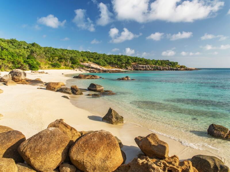 Czarterowe kontra rejsowe - z których lotów lepiej skorzystać?