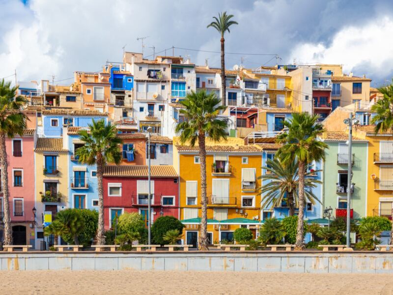 Czarterowe kontra rejsowe - z których lotów lepiej skorzystać?