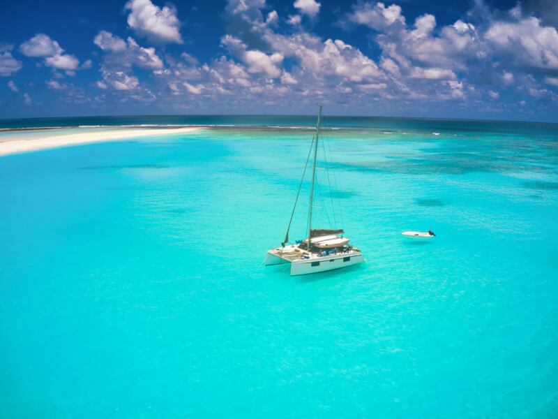 Co wpływa na długość lotu na Mauritius?