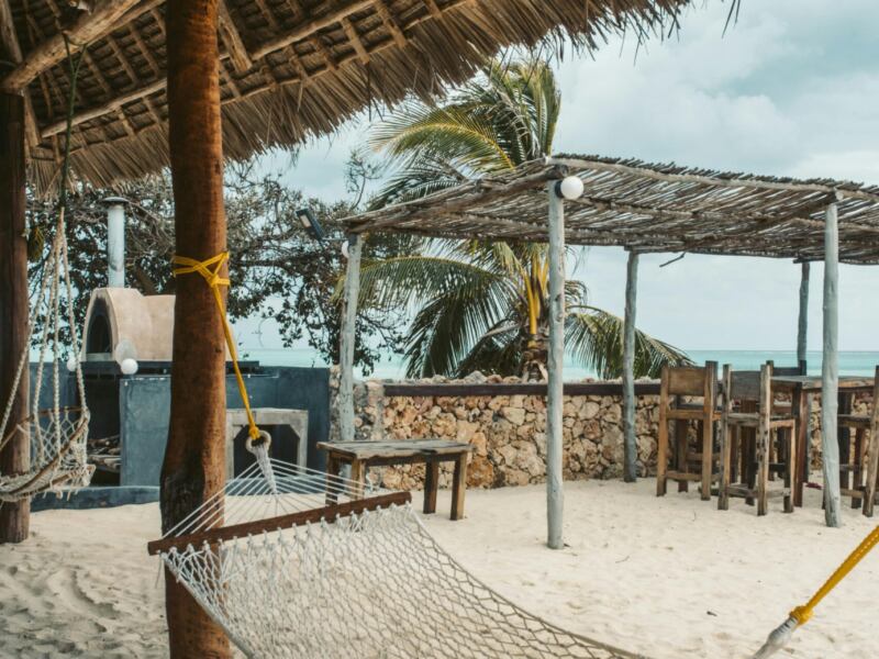 Czarterowe kontra rejsowe - z których lotów lepiej skorzystać?